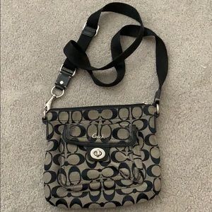Coach purse sling back Black